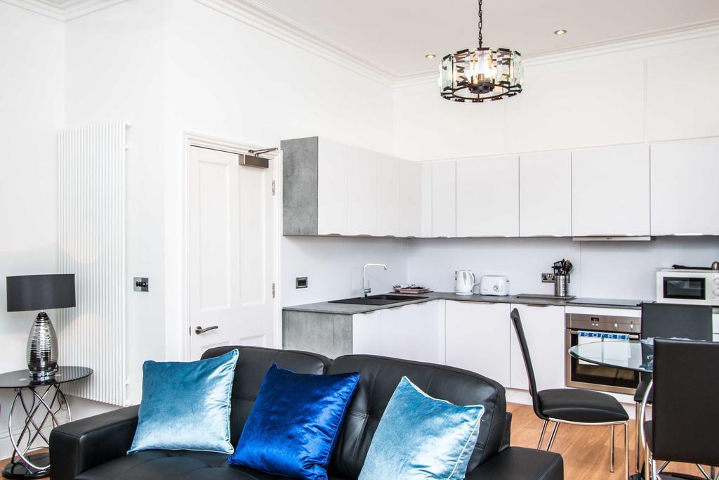 Beaufort House Apartments From Your Stay 브리스틀 외부 사진