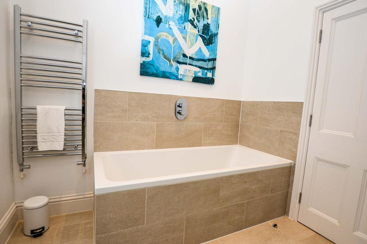 Beaufort House Apartments From Your Stay 브리스틀 외부 사진
